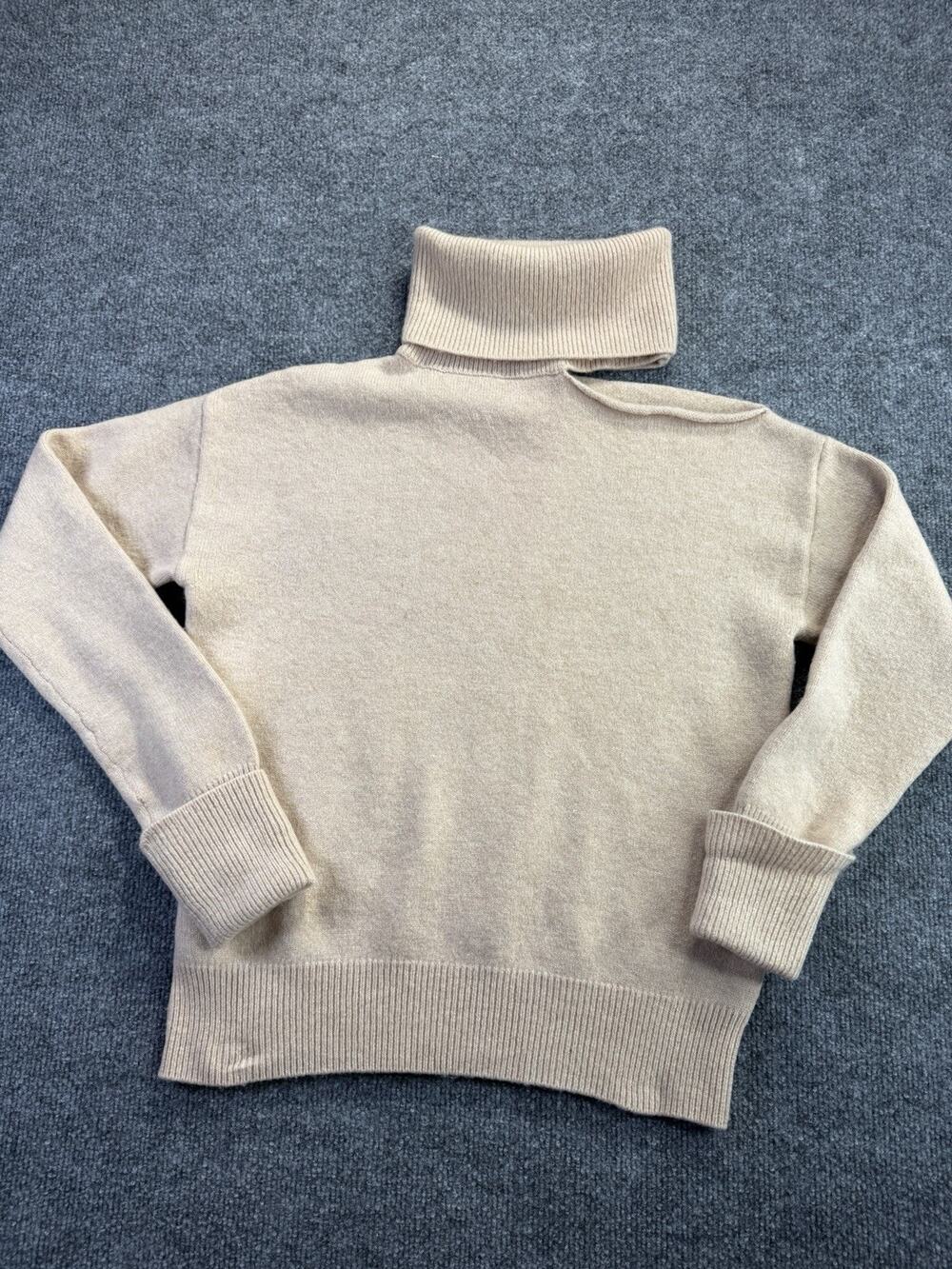 Paige 70% Wool Blend Turtleneck Sweater Cuff Sleeves Slit Shoulder Women’s Sz S